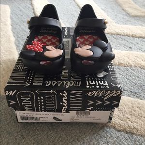 Mini Melissa Ultragirl & Disney Twins Mary Jane